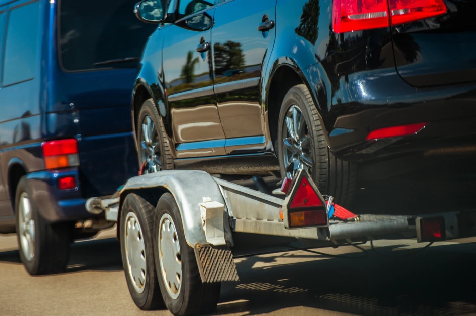 How Emergency Towing NYC Handles Cars with Brakes On